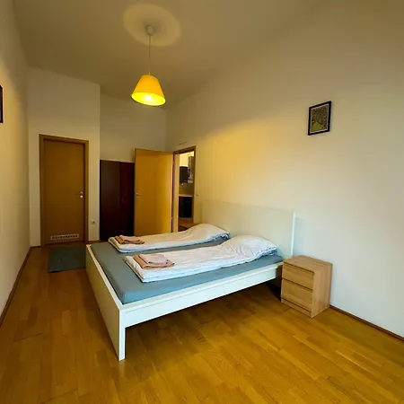 Downtown Family Apartments Budapest Room photo