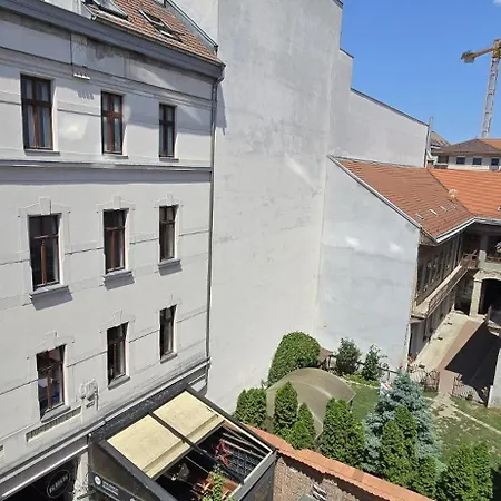 Downtown Family Apartments Budapest Room photo